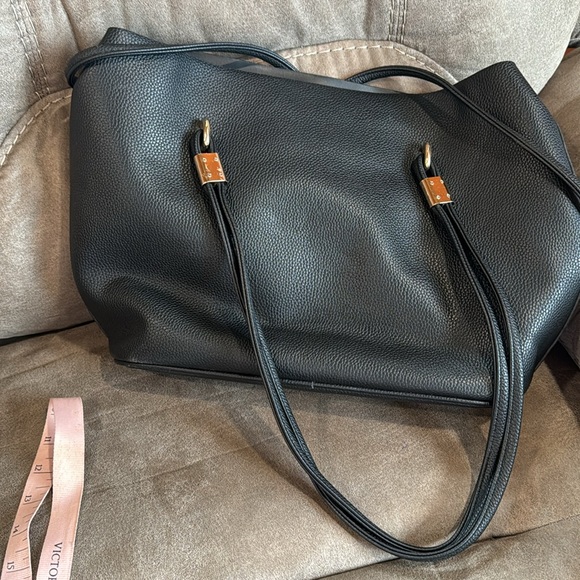 PRADA bag - Picture 4 of 7